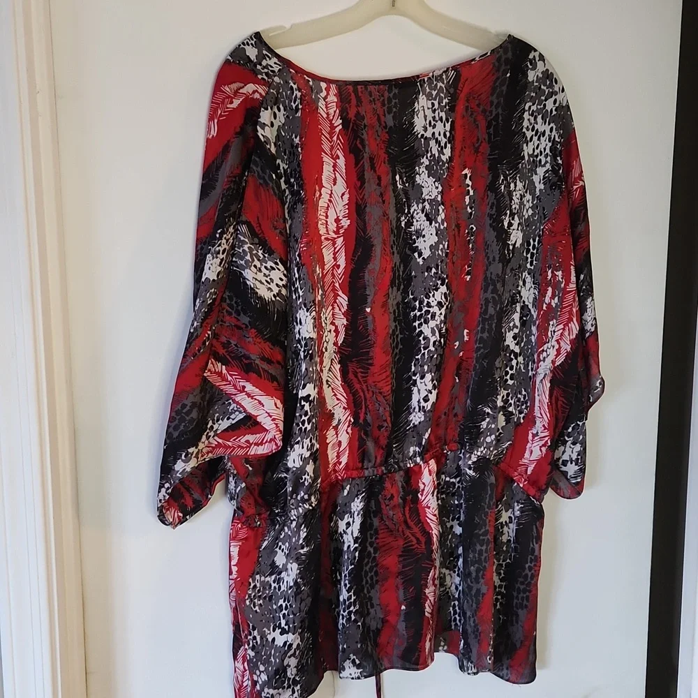 Peter Nygard dress blouse - Picture 2 of 6